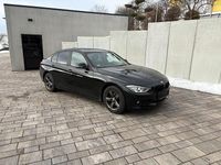 Gebraucht BMW 320 183 PS (134 kW) 2013 Schwarz Limousine