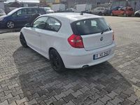 Gebraucht BMW 116 122 PS (89 kW) 2007 Weiß Kleinwagen