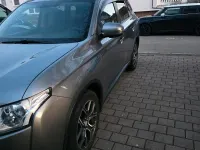 Gebraucht Mitsubishi Outlander 150 PS (110 kW) 2015 Grün SUV
