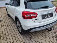 Gebraucht Mercedes GLA200 136 PS (100 kW) 2014 Weiß SUV