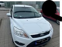 Gebraucht Ford Focus 101 PS (74 kW) 2010 Weiß Limousine