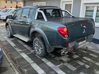 Gebraucht Mitsubishi L200 Invite 136 PS (100 kW) 2007 Grün Pickup