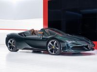 Gebraucht Ferrari SF90 999 PS (734 kW) 2025 Grün Cabrio
