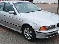 Gebraucht BMW 530 184 PS (135 kW) 2000 Silber Limousine