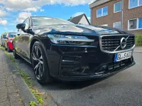 Gebraucht Volvo S60 R-Design 253 PS (186 kW) 2020 Schwarz Limousine