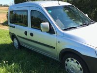 Usado Opel Combo 94 HP (69 kW) 2007 Prateado Monovolume