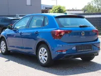 Gebraucht VW Polo Basis 80 PS (58 kW) 2022 Blau Kleinwagen