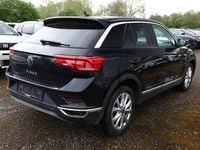 Gebraucht VW T-Roc Active 150 PS (110 kW) 2021 Deep black perleffekt SUV