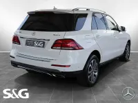 Gebraucht Mercedes GLE400 333 PS (244 kW) 2018 Designo diamantweiß bright SUV