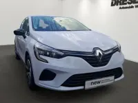 Gebraucht Renault Clio V Equilibre 67 PS (49 kW) 2023 Weiß Limousine