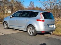 Gebraucht Renault Grand Scénic III Luxe 131 PS (96 kW) 2012 Grau Van / Kleinbus