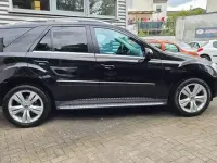 Gebraucht Mercedes ML300 204 PS (150 kW) 2010 Schwarz SUV