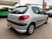 Gebraucht Peugeot 206 88 PS (64 kW) 2004 Silber Kleinwagen