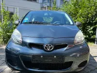 Gebraucht Toyota Aygo Basis 68 PS (50 kW) 2009 Grau Kleinwagen