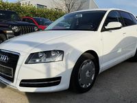 Gebraucht Audi A3 Attraction 105 PS (77 kW) 2012 Weiß Kleinwagen