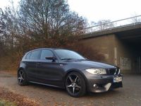 gebraucht BMW 120 d; Xenon, Leder, M-Paket, 5-trg. -- FESTPREIS --