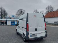 Gebraucht Opel Vivaro 114 PS (83 kW) 2012 Weiß Van / Kleinbus