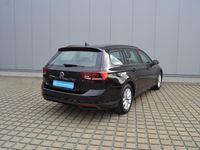 Gebraucht VW Passat Conceptline 150 PS (110 kW) 2022 Deep black perleffekt (metallic) Kombi
