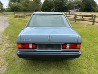 Gebraucht Mercedes 190 109 PS (80 kW) 1991 Blau Limousine