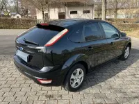 Gebraucht Ford Focus 100 PS (73 kW) 2010 Schwarz Limousine