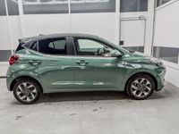 Neu Hyundai i10 Premium 79 PS (58 kW) 2025 Mangrove green mg2 Kleinwagen