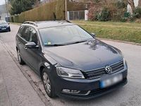 Gebraucht VW Passat 105 PS (77 kW) 2012 Grau Kombi