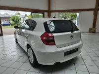 Gebraucht BMW 120 Advantage 177 PS (130 kW) 2011 Weiß Kleinwagen