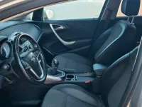 Gebraucht Opel Astra 140 PS (102 kW) 2012 Silber Kombi