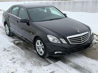 Gebraucht Mercedes E200 Avantgarde 184 PS (135 kW) 2010 Schwarz Limousine