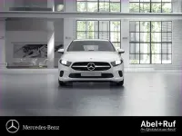 Gebraucht Mercedes A200 Progressive 163 PS (119 kW) 2018 Weiß Limousine