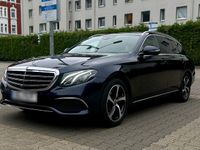 Gebraucht Mercedes E220 Exclusive 194 PS (142 kW) 2017 Blau Kombi