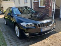 Gebraucht BMW 520 184 PS (135 kW) 2013 Schwarz Kombi
