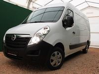 Gebraucht Opel Movano 131 PS (96 kW) 2019 Weiß Van