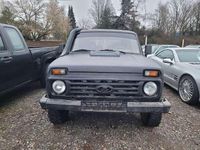 Gebraucht Lada niva 82 PS (60 kW) 2001 Grün SUV