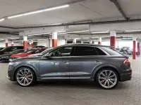 Gebraucht Audi SQ8 Ambiente 507 PS (372 kW) 2022 Daytonagrau perleffekt SUV