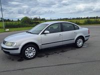 Gebraucht VW Passat 100 PS (73 kW) 1998 Silber Limousine