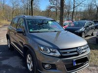 Gebraucht VW Tiguan R-line 150 PS (110 kW) 2016 Grau SUV