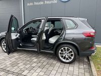 gebraucht BMW X5 xDrive30d/Bowers&Wilkins/AHK/Pano/HUD/20"