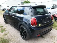 Gebraucht Mini Cooper SE 135 kW (184 PS) 2022 Enigmatic schwarz metallic Kleinwagen