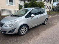 Gebraucht Opel Meriva 121 PS (88 kW) 2011 Silber Van / Kleinbus