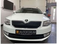 gebraucht Skoda Octavia 1.6 TDI DSG Combi *PDC*AHK*MFL