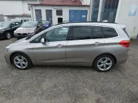 Gebraucht BMW 220 Gran Tourer Luxury Line 190 PS (139 kW) 2022 Silber Van / Kleinbus