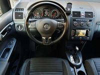 Gebraucht VW Touran Cup 140 PS (102 kW) 2015 Toffeebraun metallic Van / Kleinbus