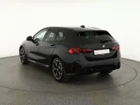 Gebraucht BMW 120 M Sport 170 PS (125 kW) 2025 Portimaobluemet. (metallic) Kleinwagen