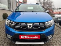 Gebraucht Dacia Sandero Celebration 90 PS (66 kW) 2018 Blau SUV