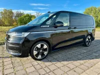 Gebraucht VW Multivan Style 150 PS (110 kW) 2024 Schwarz Van / Kleinbus