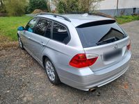 Second-hand BMW 320 150 CP (110 kW) 2007 Argintiu Break