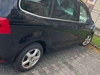 Gebraucht VW Sharan Comfortline 140 PS (102 kW) 2011 Schwarz Van / Kleinbus