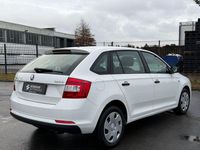 Gebraucht Skoda Rapid Active 86 PS (63 kW) 2014 Weiß Kleinwagen