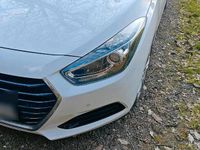 Gebraucht Hyundai i40 Style 141 PS (103 kW) 2015 Weiß Kombi